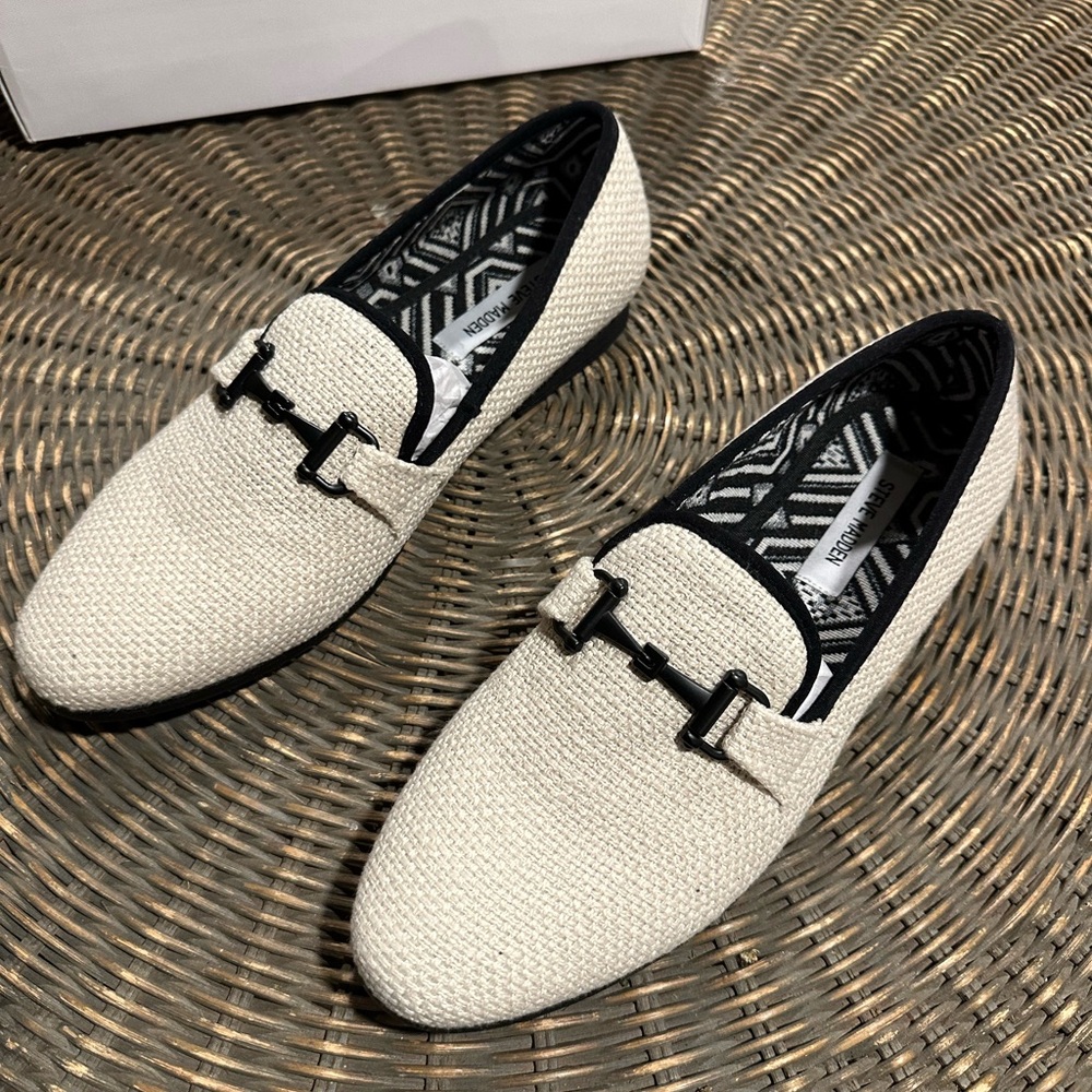Steve Madden Chapter Men’s Slip On Loafer Size 9 Beige with Black Accents